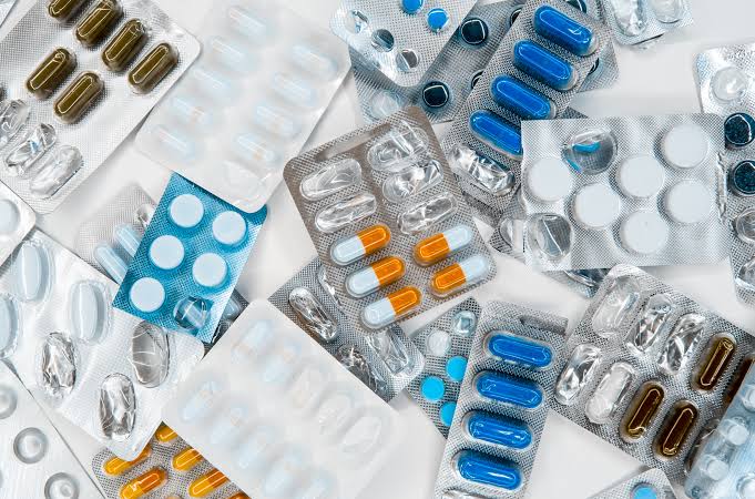 Imagen de apoyo: Si estás tomando medicamentos y debes conducir: